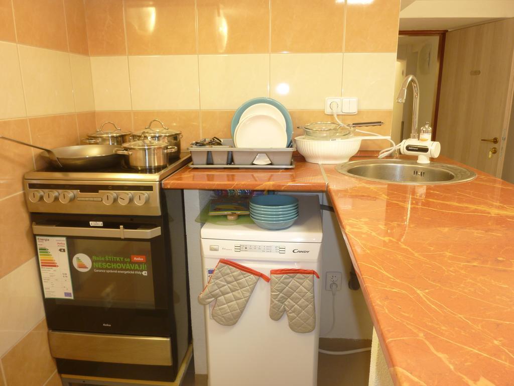 Apartment การ์โลวีวารี ภายนอก รูปภาพ
